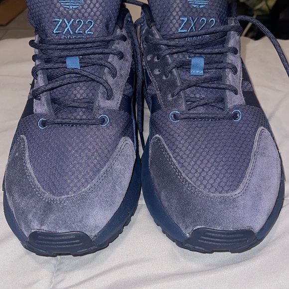 Brand new navy blue Adidas ZX22 BOOST - Picture 5 of 8